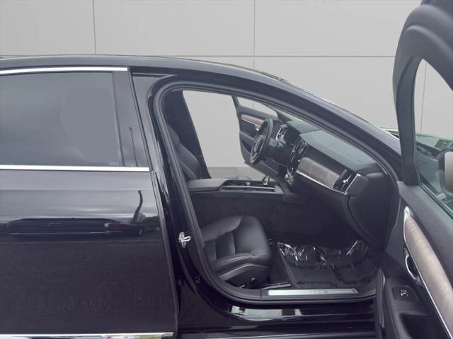 2023 Volvo S90 B6 Plus