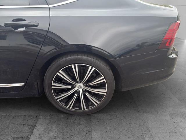 2023 Volvo S90 B6 Plus