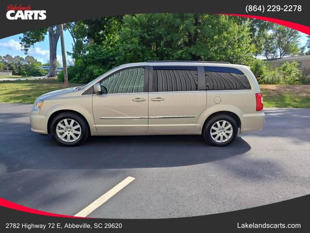 2013 Chrysler Town & Country Touring