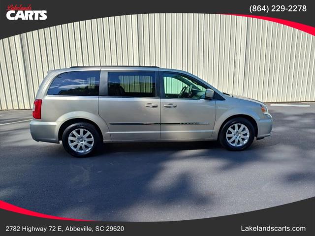 2013 Chrysler Town & Country Touring
