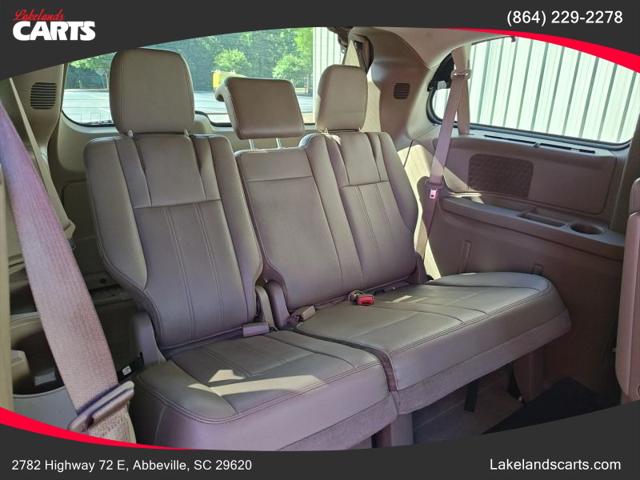 2013 Chrysler Town & Country Touring