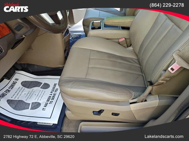 2013 Chrysler Town & Country Touring