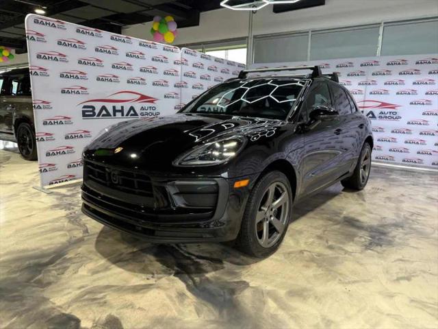 2023 Porsche Macan Base