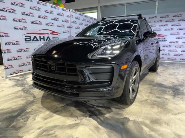 2023 Porsche Macan Base
