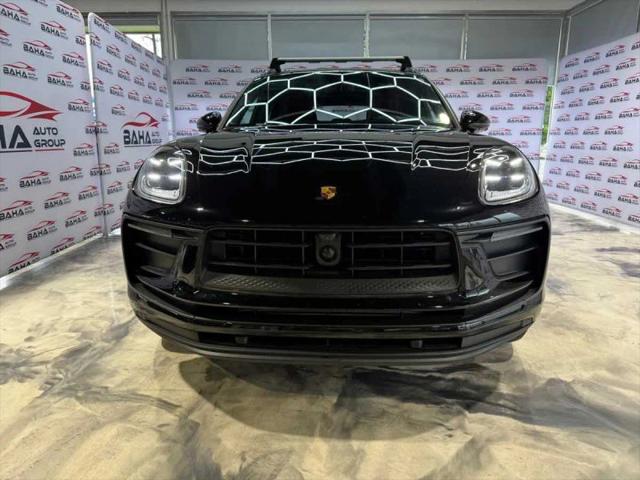 2023 Porsche Macan Base