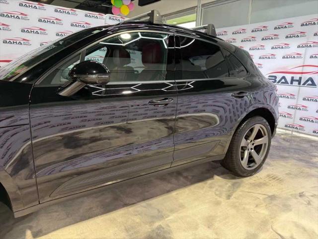 2023 Porsche Macan Base