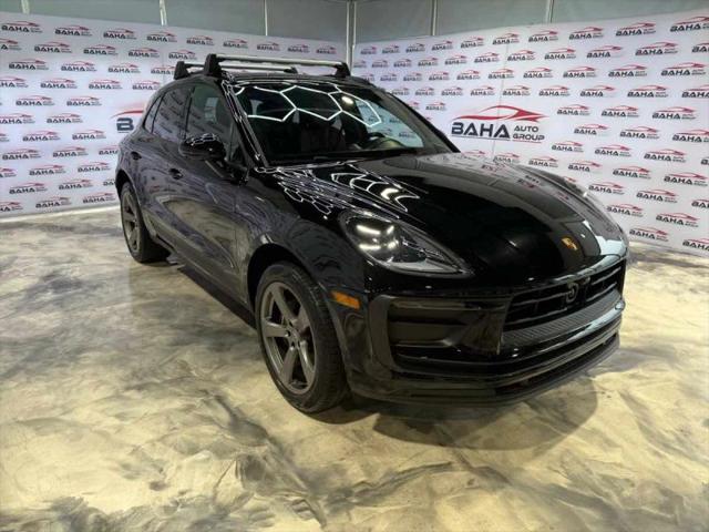 2023 Porsche Macan Base
