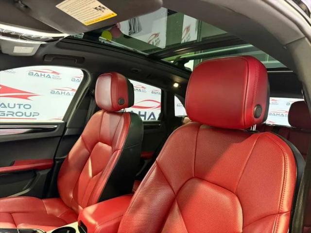 2023 Porsche Macan Base