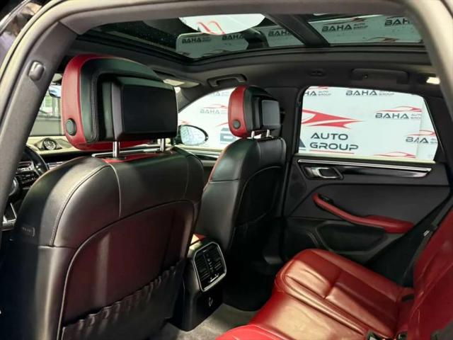 2023 Porsche Macan Base