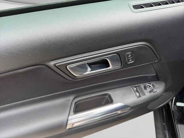 2021 Ford Mustang Base