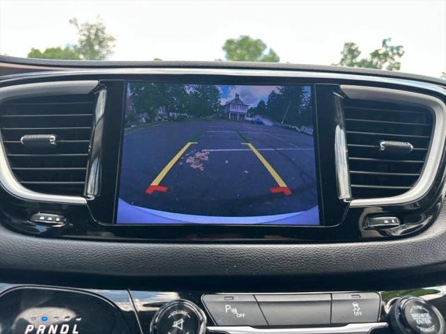 2017 Chrysler Pacifica Touring