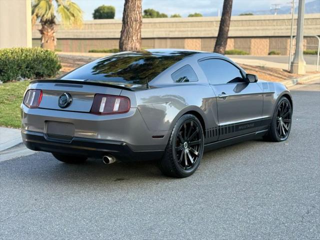 2010 Ford Mustang V6 Premium