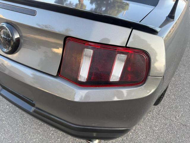 2010 Ford Mustang V6 Premium
