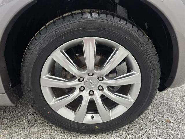 2014 INFINITI QX80 Base