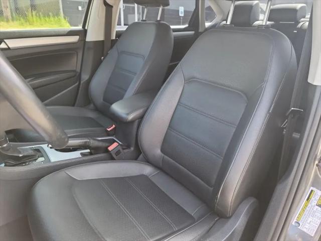 2013 Volkswagen Passat 2.5L SE