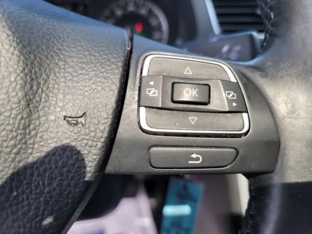 2013 Volkswagen Passat 2.5L SE