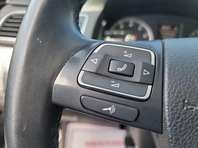 2013 Volkswagen Passat 2.5L SE