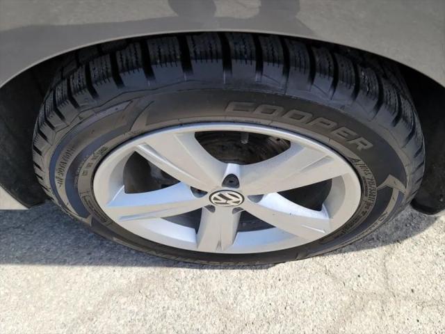 2013 Volkswagen Passat 2.5L SE