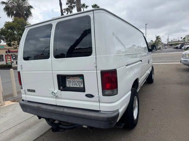 2005 Ford E-250 Base