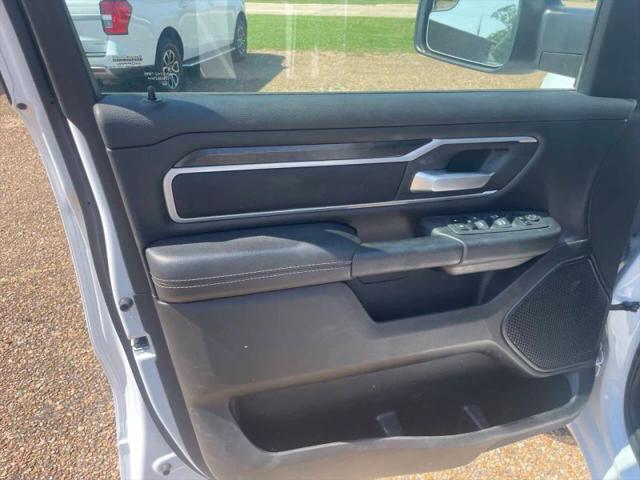 2023 Ram 1500 Big Horn Crew Cab 4x4 5'7" Box