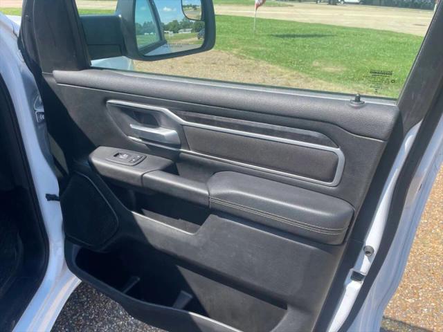 2023 Ram 1500 Big Horn Crew Cab 4x4 5'7" Box
