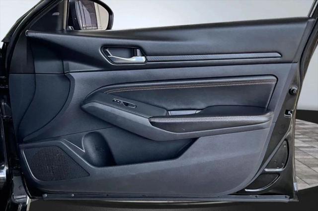 2020 Nissan Altima SR FWD