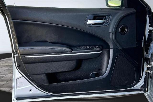2021 Dodge Charger SXT RWD