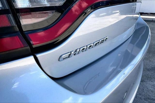 2021 Dodge Charger SXT RWD