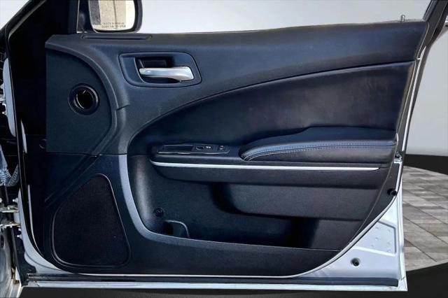 2021 Dodge Charger SXT RWD