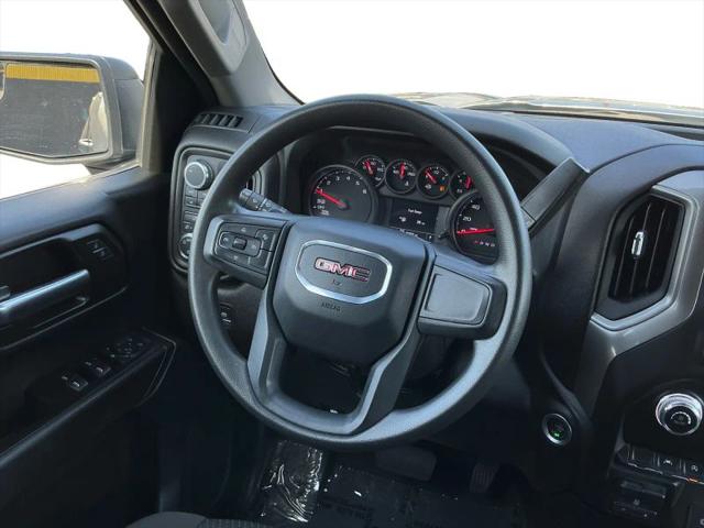 2023 GMC Sierra 1500 4WD Crew Cab Short Box Pro