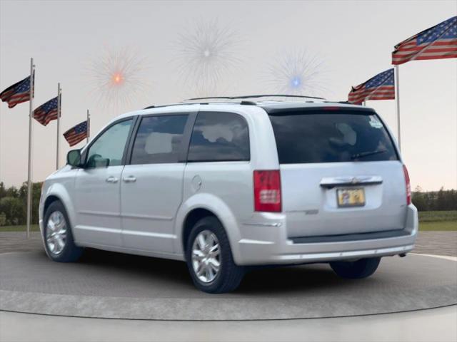 2008 Chrysler Town & Country Limited