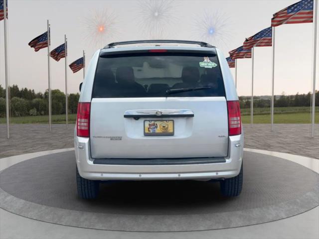 2008 Chrysler Town & Country Limited