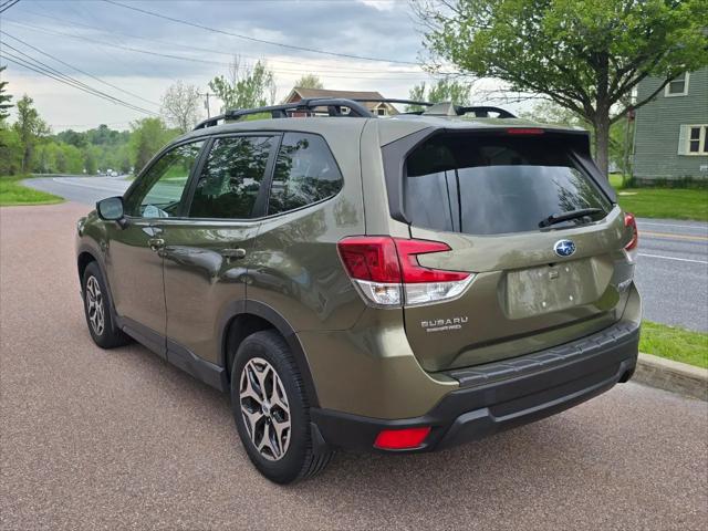 2022 Subaru Forester Premium