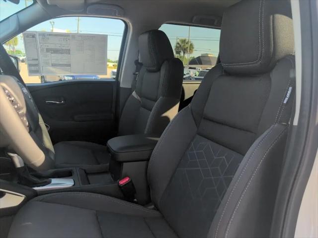 2026 Nissan Frontier Crew Cab SV 4x2