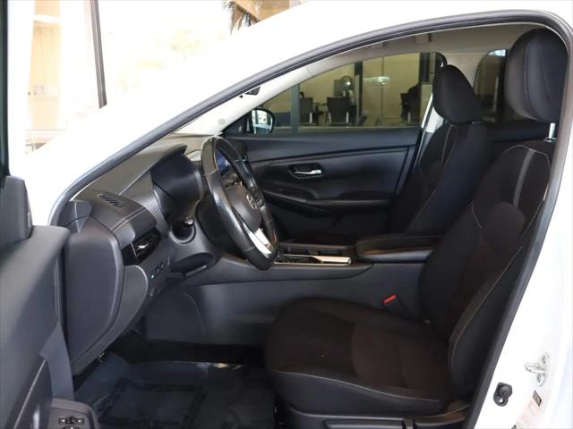 2022 Nissan Sentra SV Xtronic CVT