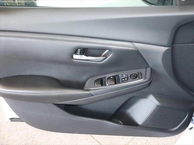 2022 Nissan Sentra SV Xtronic CVT