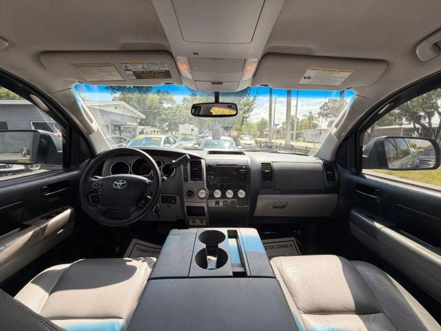 2013 Toyota Tundra Grade 5.7L V8