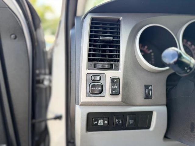 2013 Toyota Tundra Grade 5.7L V8