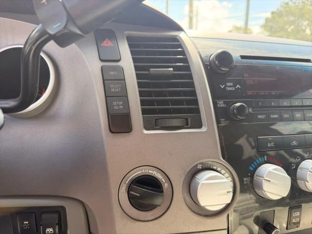 2013 Toyota Tundra Grade 5.7L V8