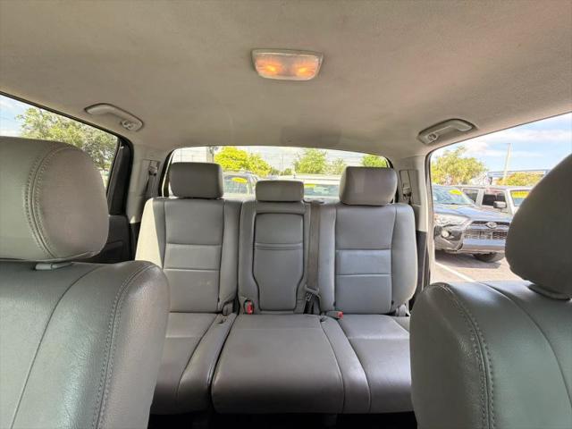 2013 Toyota Tundra Grade 5.7L V8