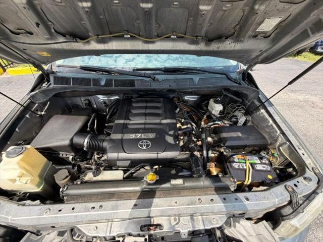 2013 Toyota Tundra Grade 5.7L V8
