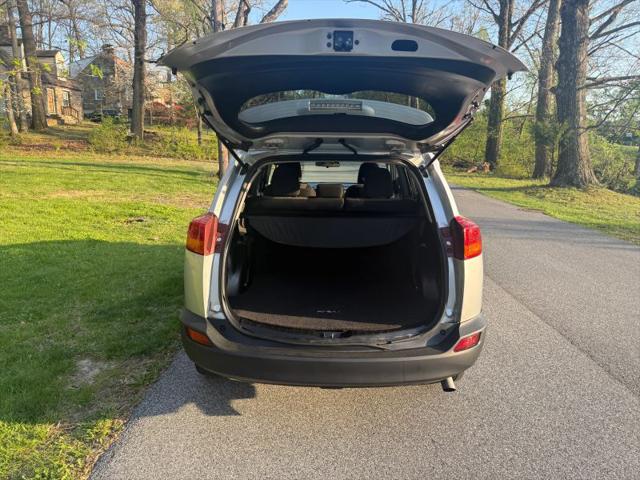 2015 Toyota RAV4 LE