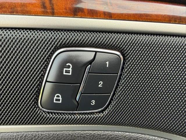 2014 Lincoln MKZ Base