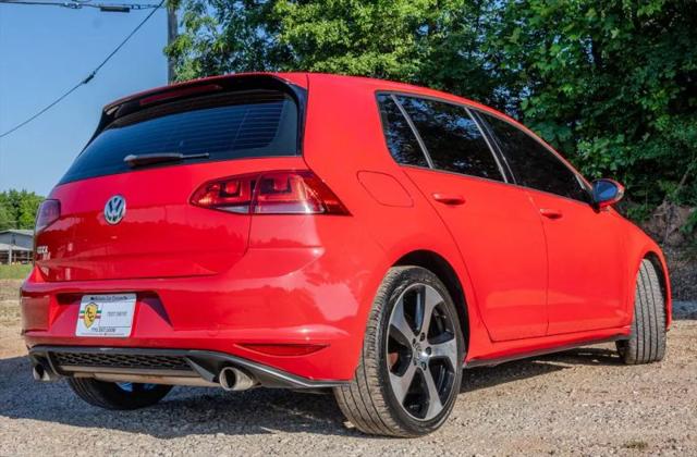 2015 Volkswagen Golf GTI 2.0T SE 4-Door