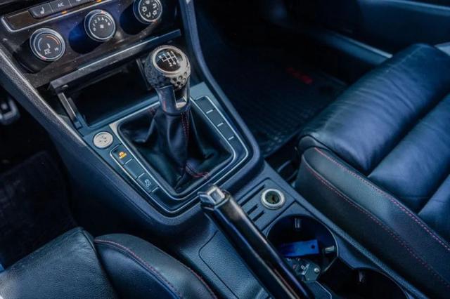2015 Volkswagen Golf GTI 2.0T SE 4-Door