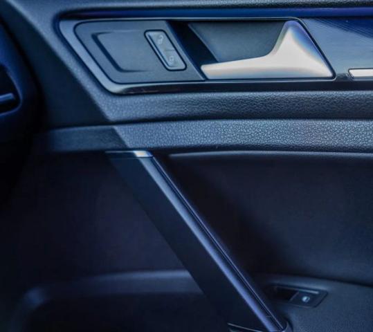 2015 Volkswagen Golf GTI 2.0T SE 4-Door