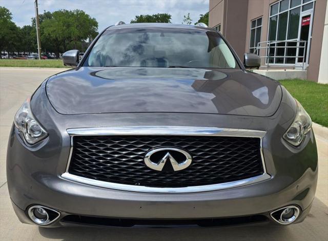 2015 INFINITI QX70 3.7