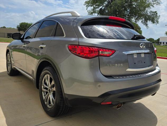 2015 INFINITI QX70 3.7