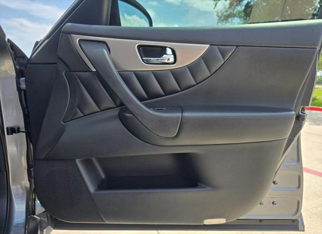 2015 INFINITI QX70 3.7