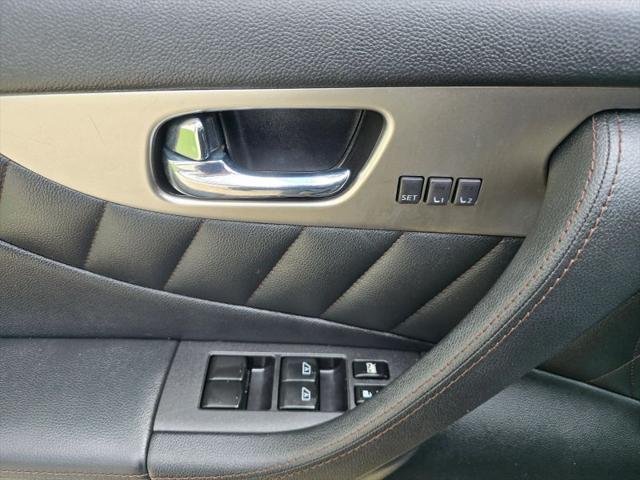 2015 INFINITI QX70 3.7